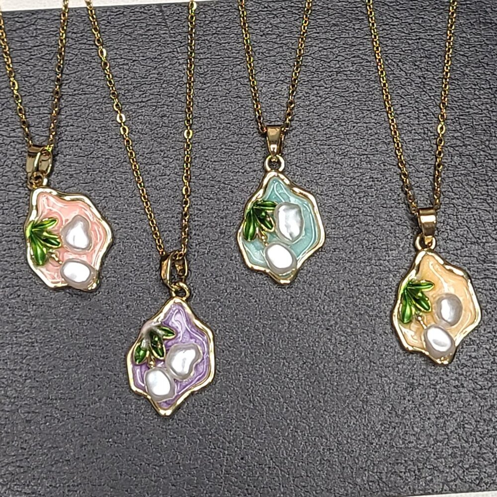 Stainless Steel pearl flower necklace